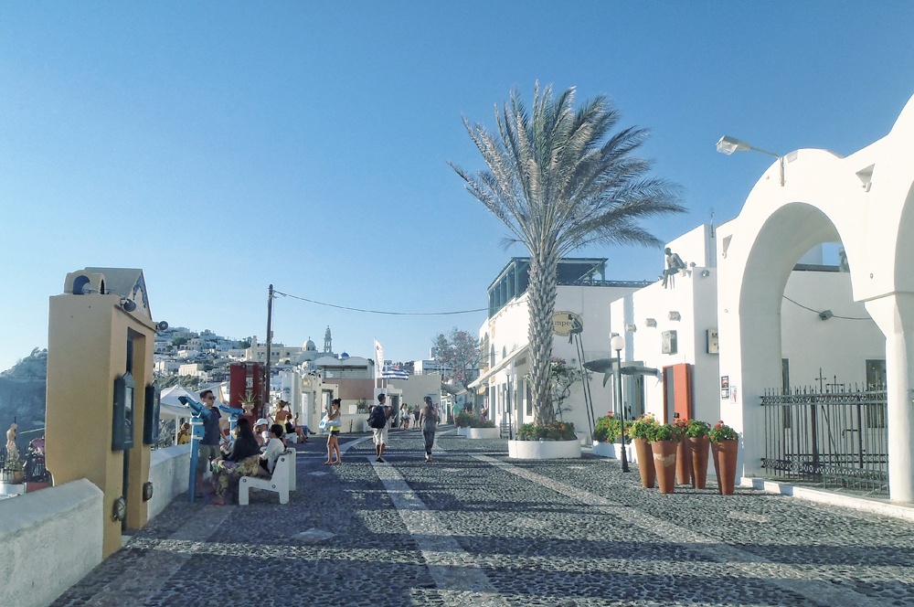 Fira Market Place